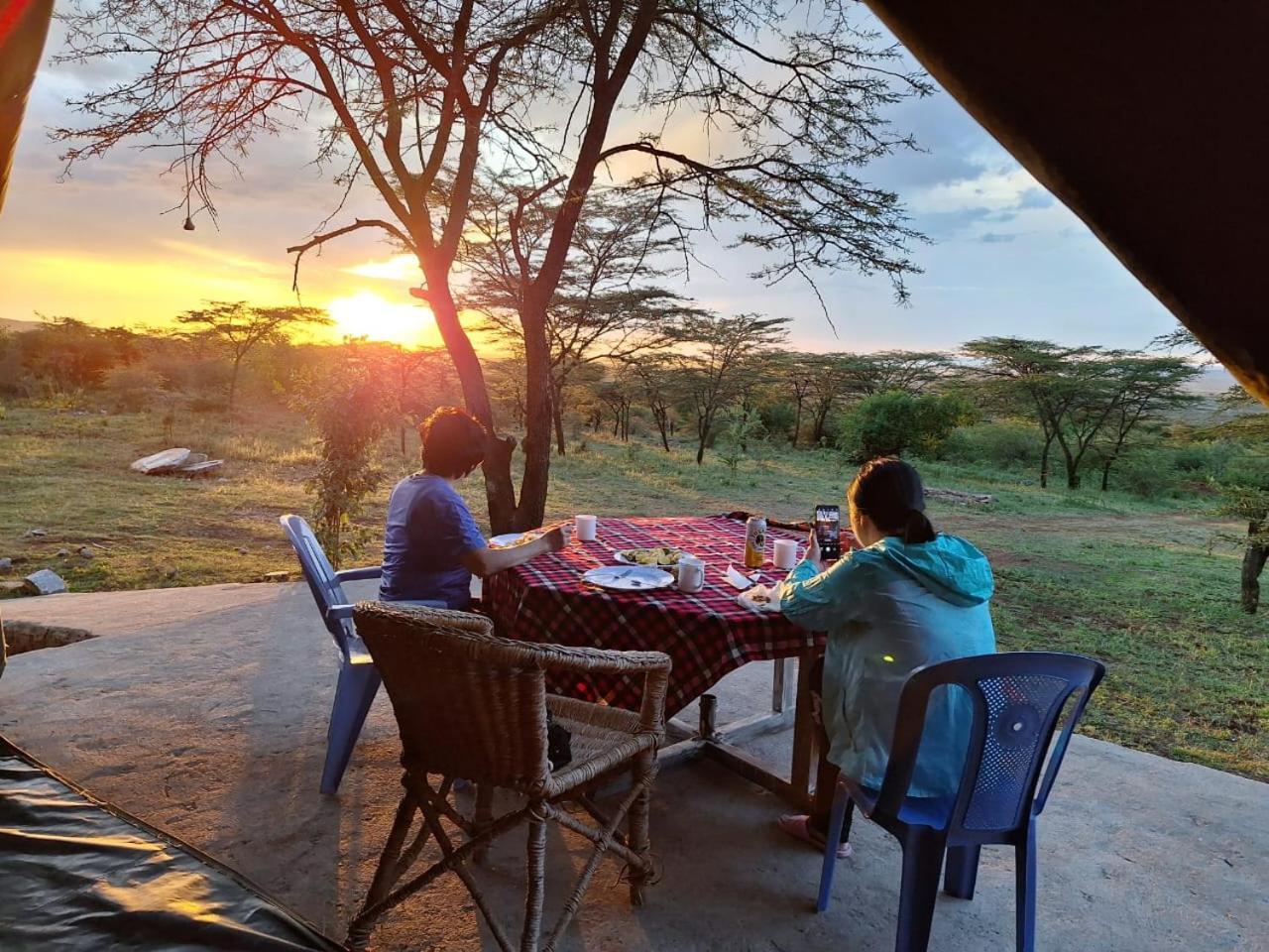 Maasai Mara Safari Camp In Kenya Bed & Breakfast Sekenani Eksteriør bilde